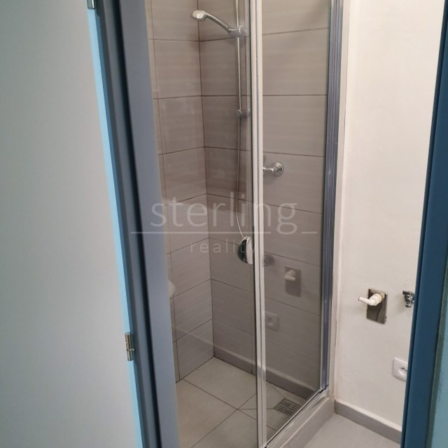 137925_1753348151.jpg